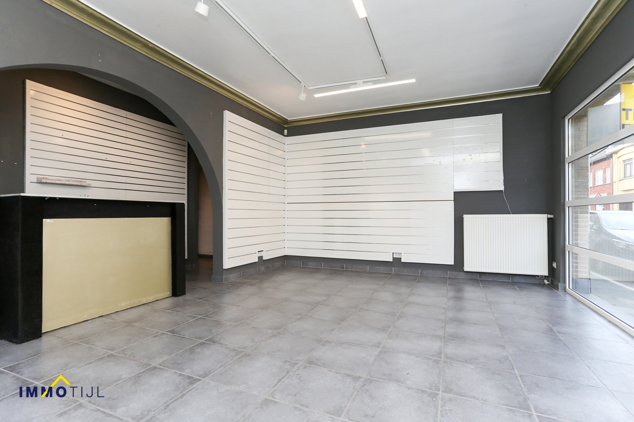 Individuele handelszaak te huur in Lebbeke