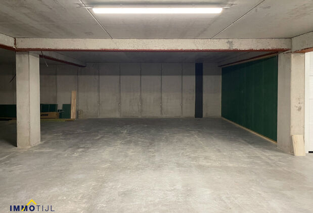 Binnenstaanplaats te huur in Aalst