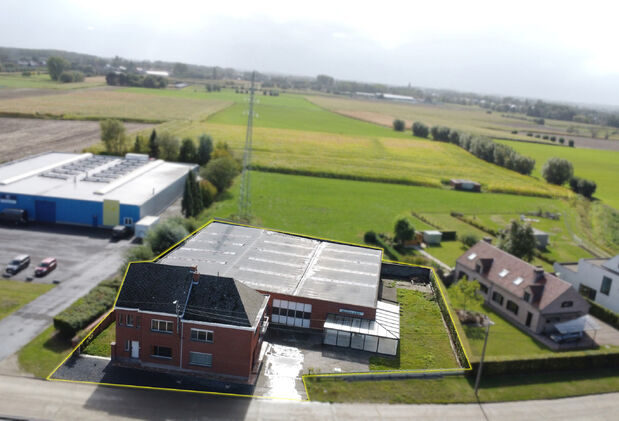 Gebouw voor gemengd gebruik te koop in Buggenhout