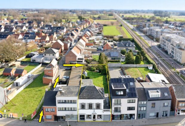 Gebouw voor gemengd gebruik te koop in Buggenhout