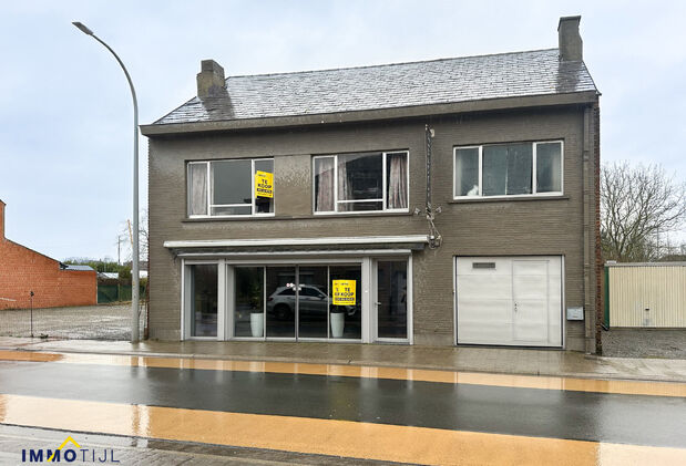 Gebouw voor gemengd gebruik te koop in Denderleeuw