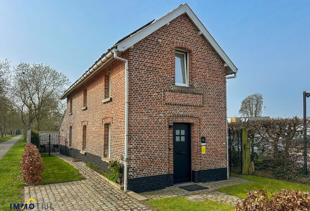 Gebouw voor gemengd gebruik te koop in Hofstade