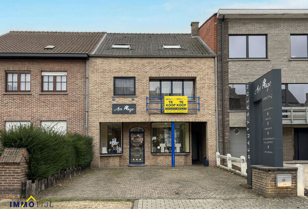 Gebouw voor gemengd gebruik te koop in Ninove