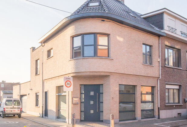 Individuele handelszaak te huur in Lebbeke