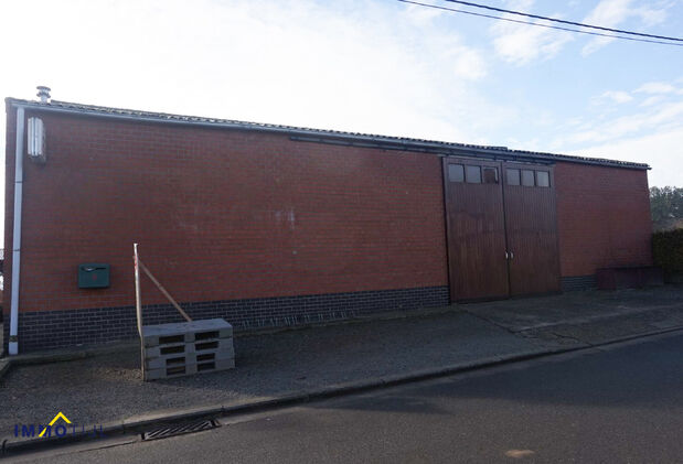 Kantoren & magazijn te huur in Moorsel