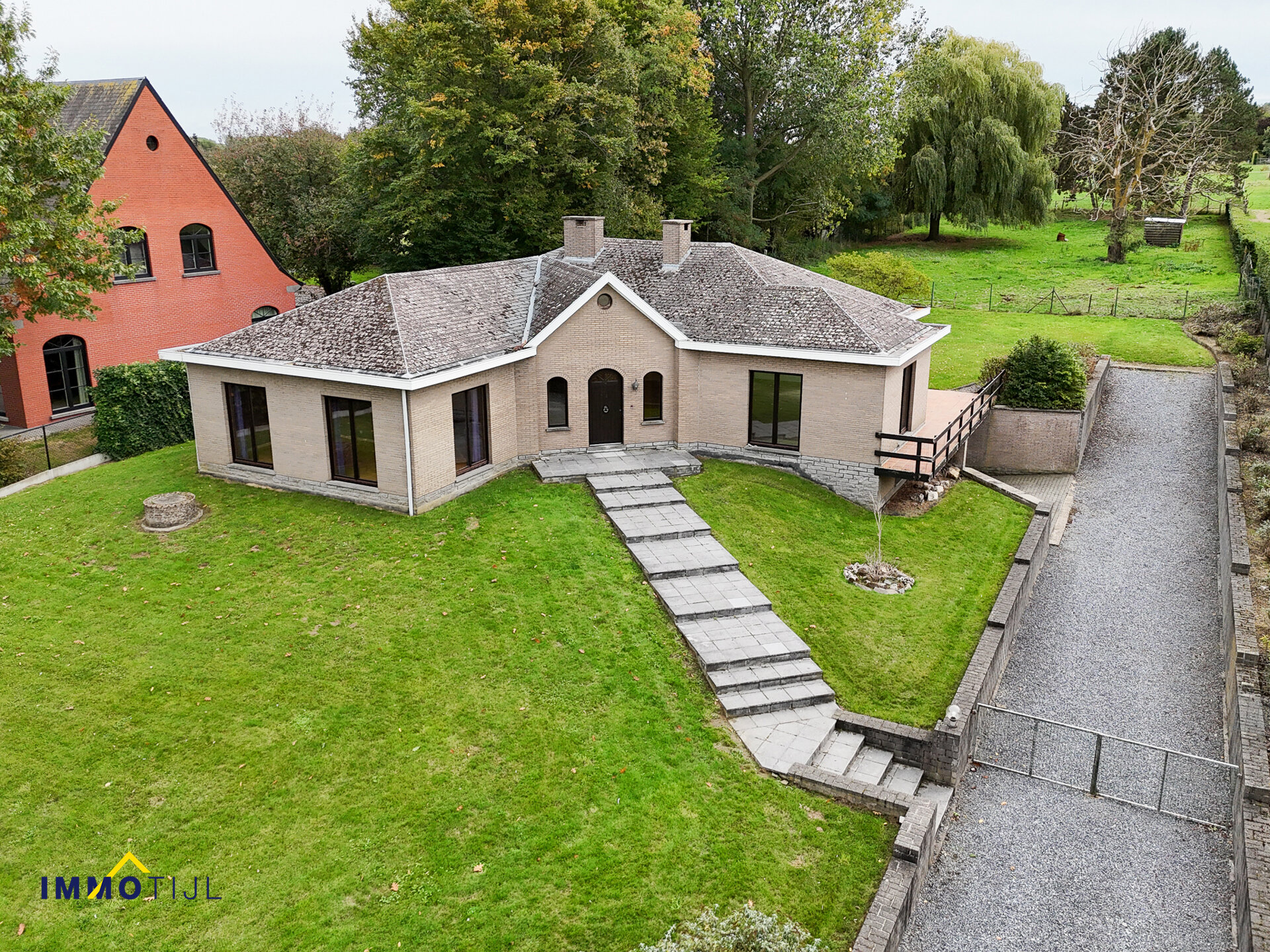 Villa te koop in Baardegem