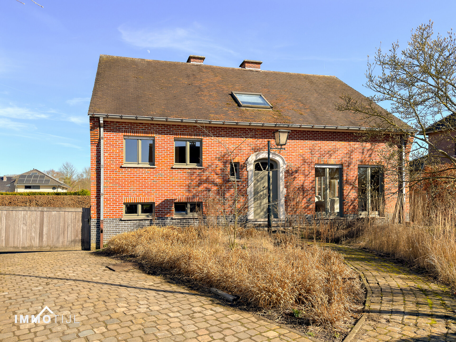 Villa te koop in Denderleeuw