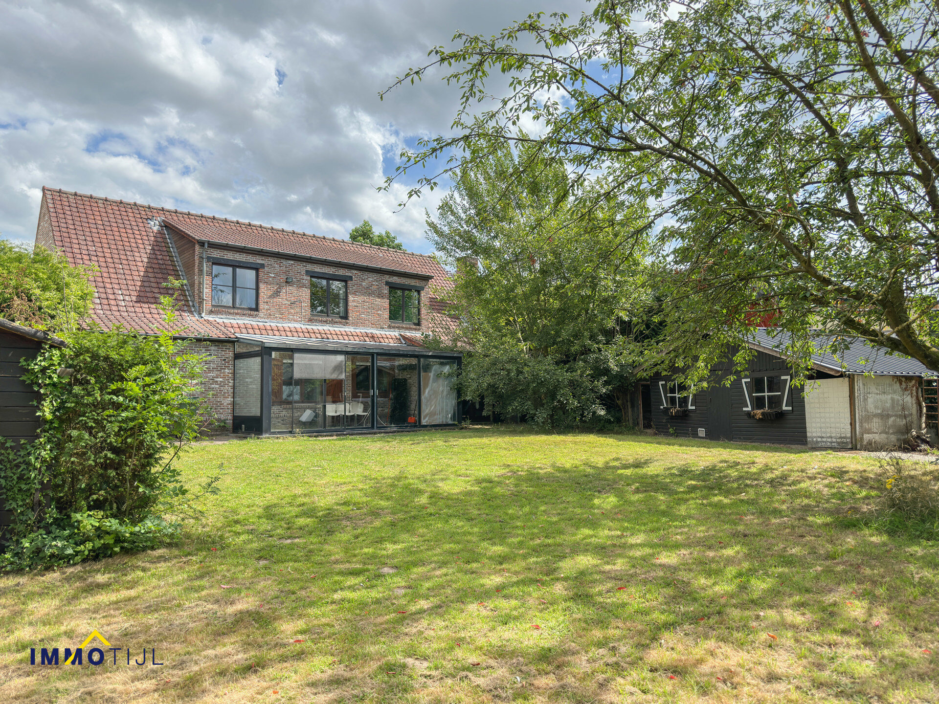 Villa te koop in Ninove