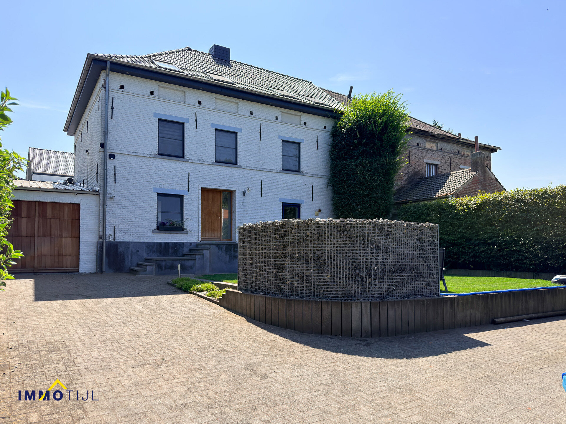 Villa te koop in Roosdaal